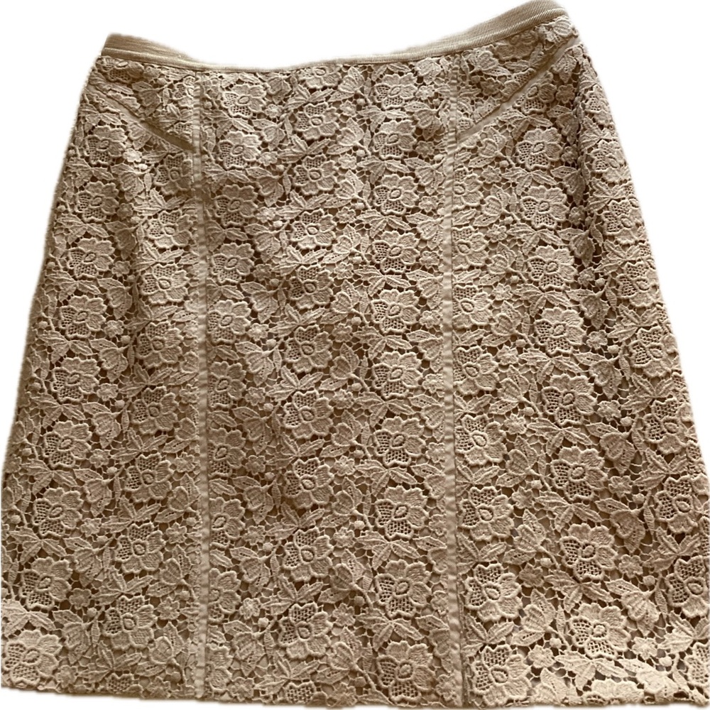Ann Taylor Lace Pencil Skirt in Beige